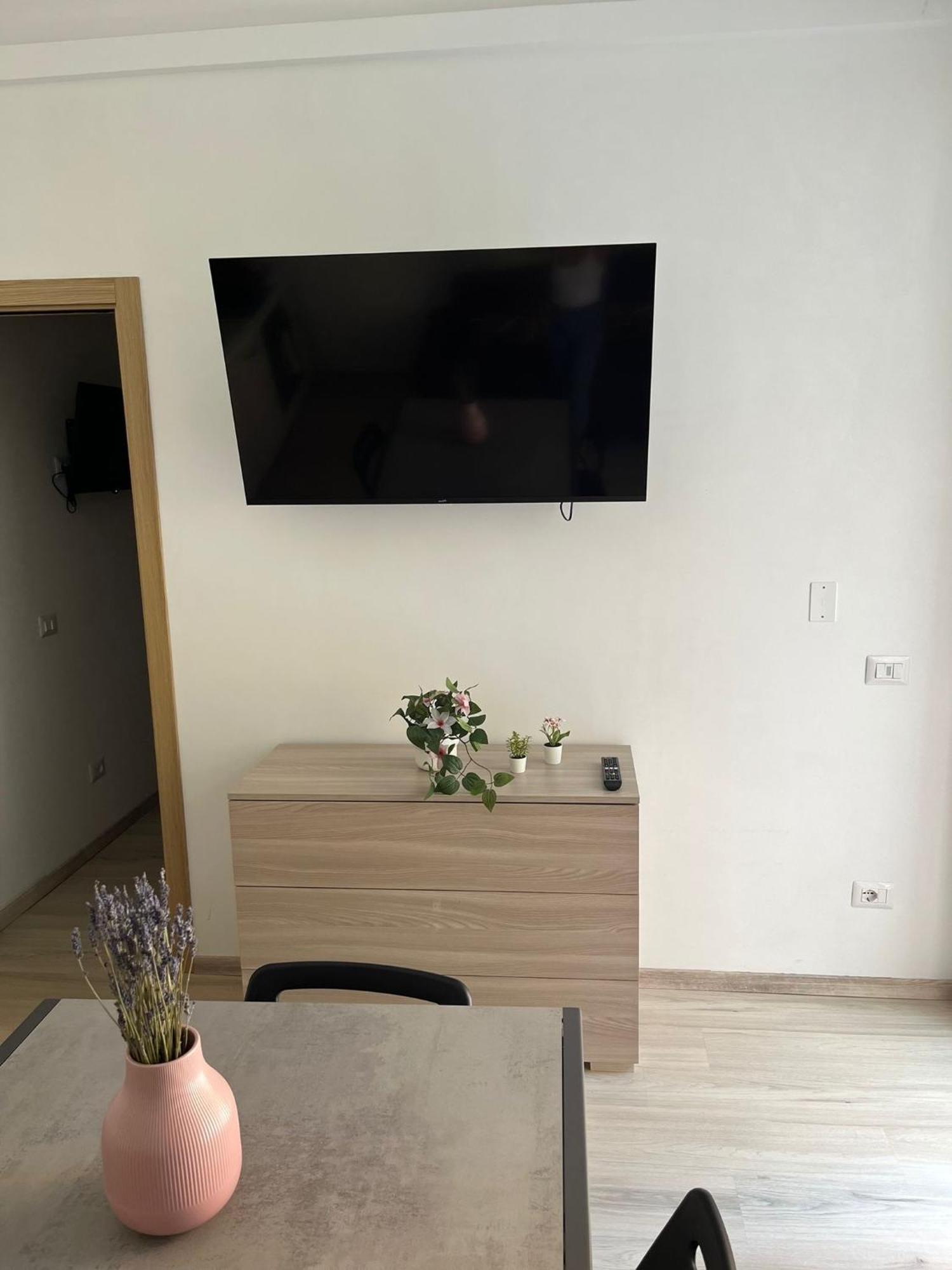 Villa Milano Apt. N. 5 Ngoại thất bức ảnh