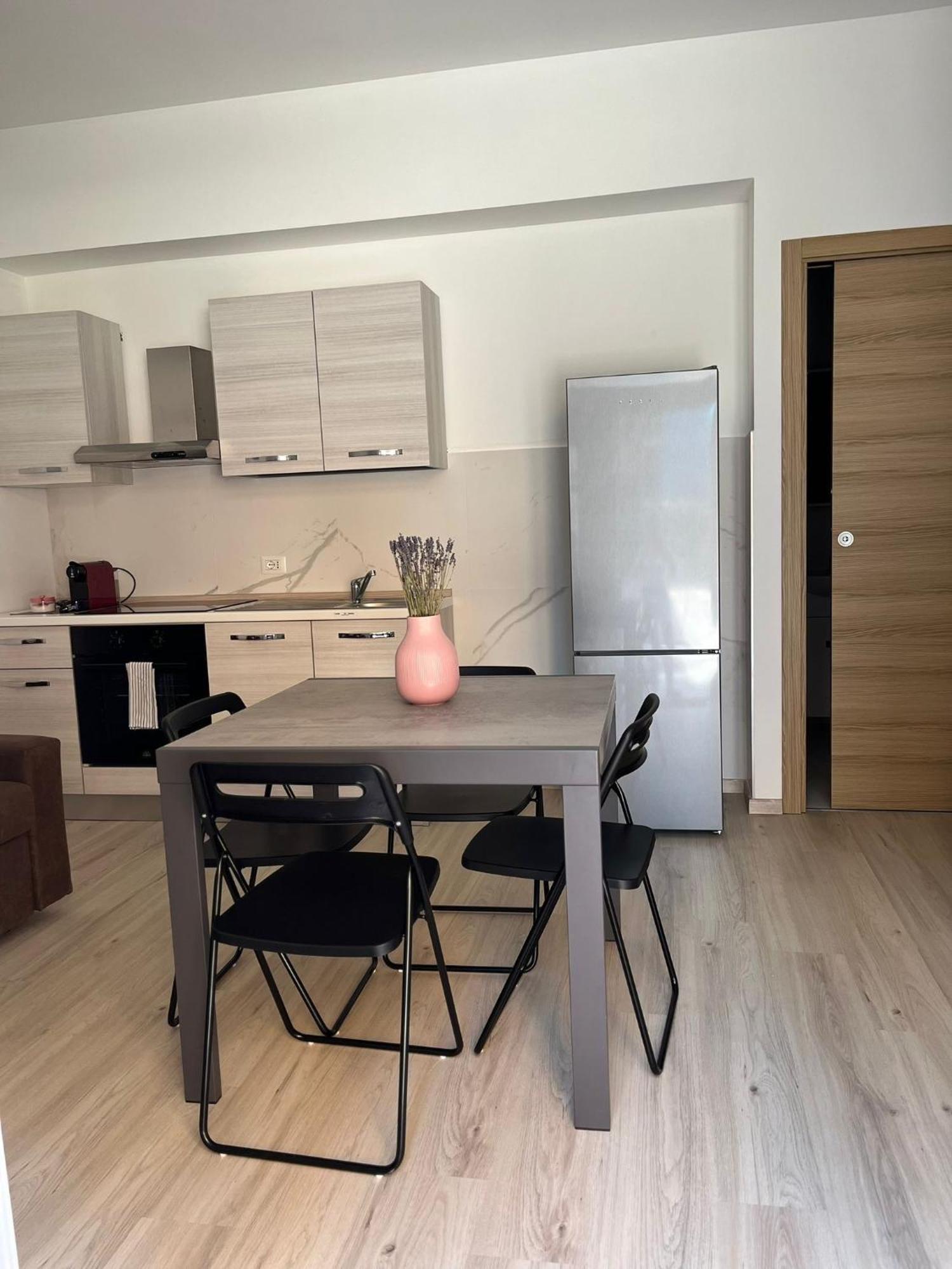 Villa Milano Apt. N. 5 Ngoại thất bức ảnh